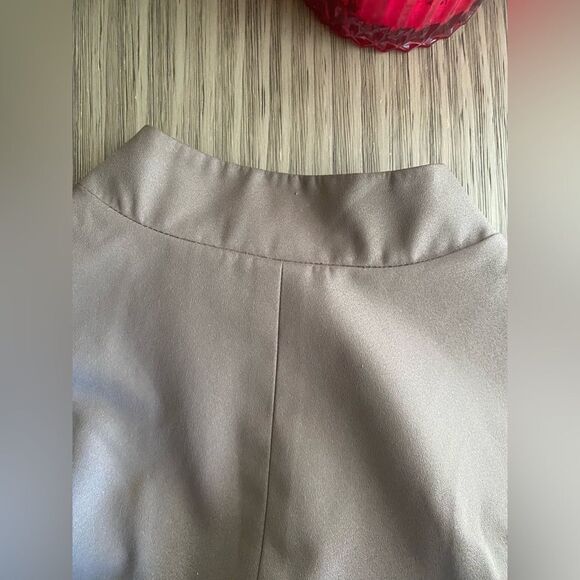 Bill Blass New York Top Woman Sz 10 Mocha Sleeveless structured Lined - Picture 10 of 14